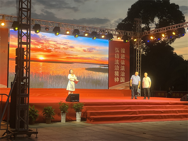 益陽市花鼓戲劇團有限公司,湖南省花鼓戲演出,湖南大型現代花鼓戲